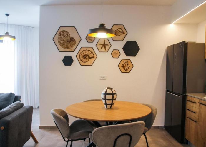 Almogim Avenue Family Apartment By Hashdera Eilat