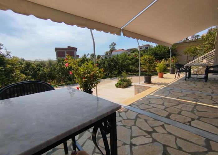 Toma's Guest House