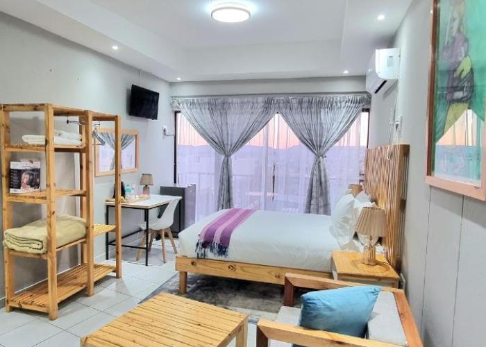 Thabeng Hotel & Restaurant