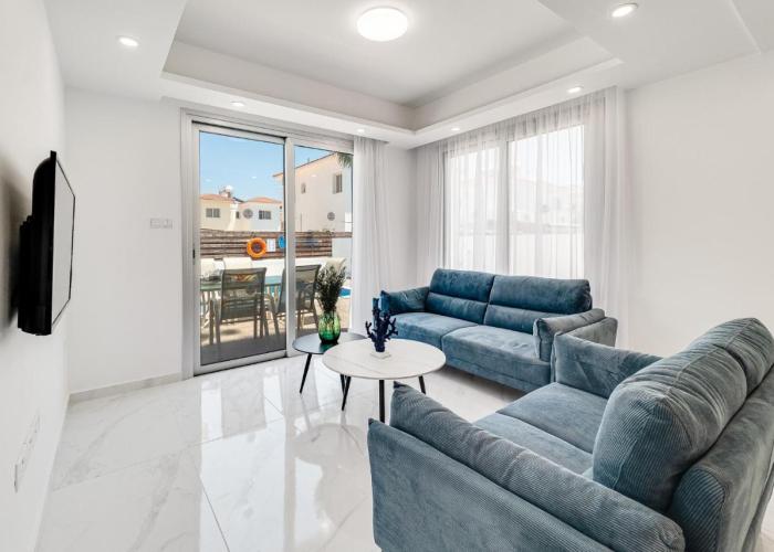 Villa Seabreeze Sofia by Ezoria Villas