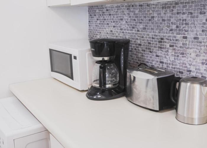 Entire Suite near YQM, NBCC, Champlain mall and Moncton Hospital