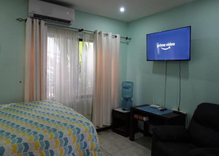 Marine Beach Bliss Ground Floor Studio