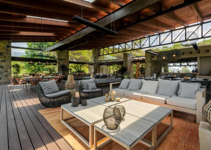 El Salto, Luxury Ranch with Lake View
