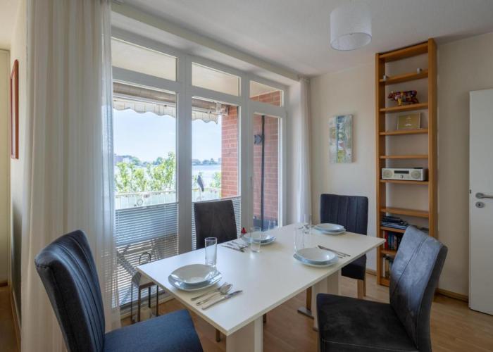 Gemütliche Ferienwohnung mit Meerblick direkt am Hafen