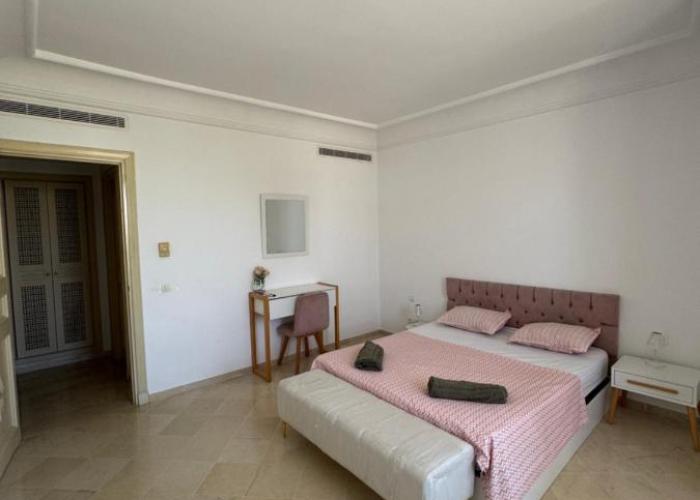 Seaside Luxury Apartment