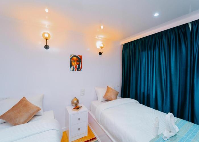 Turquoise Dahabiya , 3,4,7 nights sailing between Luxor and Aswan