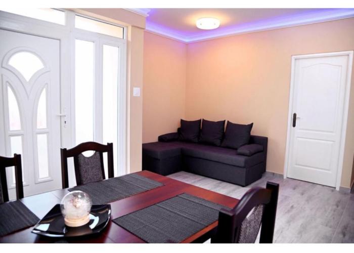 Rejtekhely Apartman