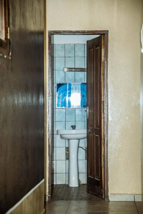 фото Spacious 2BR Roadside Apartment