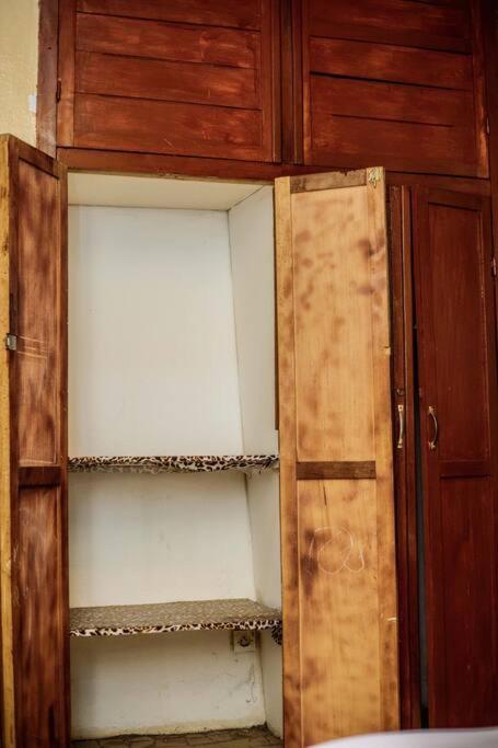 фото Spacious 2BR Roadside Apartment
