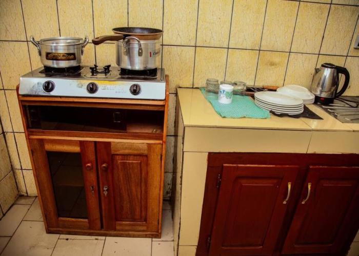 Spacious 2BR Roadside Apartment