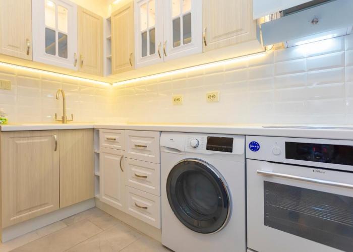 Central St Vitosha Apartment