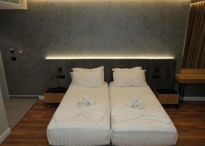 Bounty Hotel