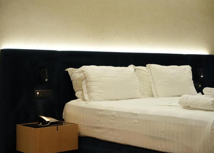 Bounty Hotel