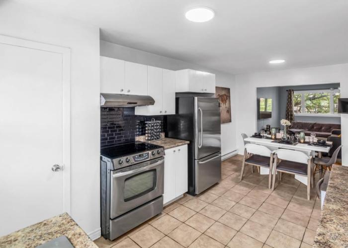 Cozy 3 Bedrooms Montreal