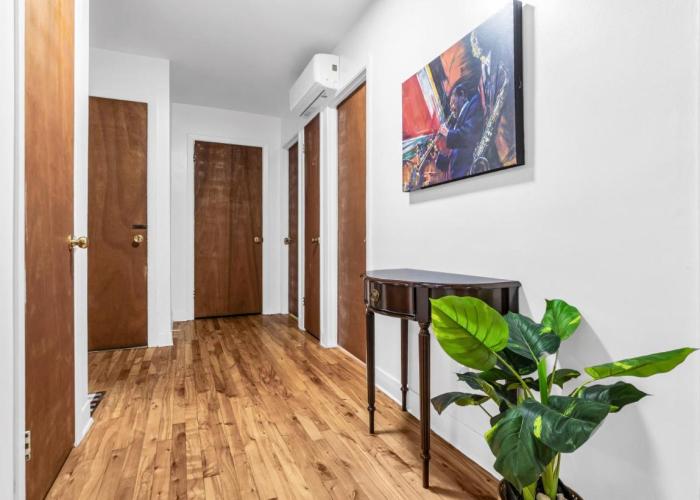Cozy 3 Bedrooms Montreal