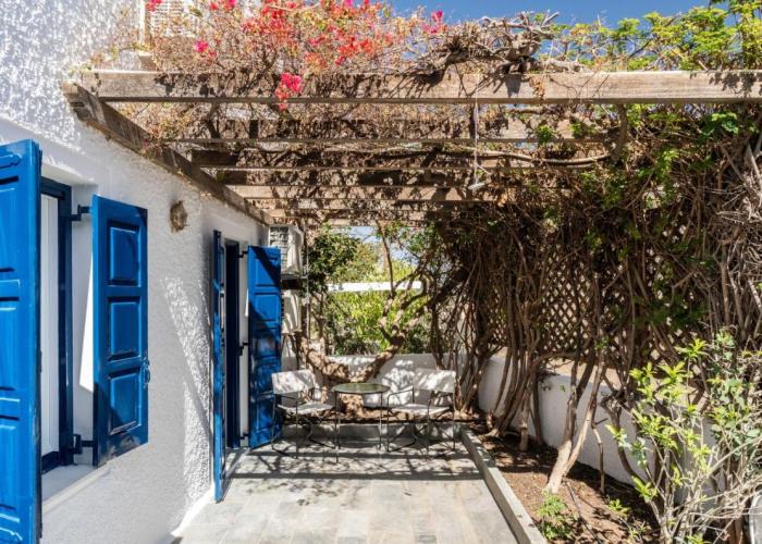 Island House in Spetses with Magic View