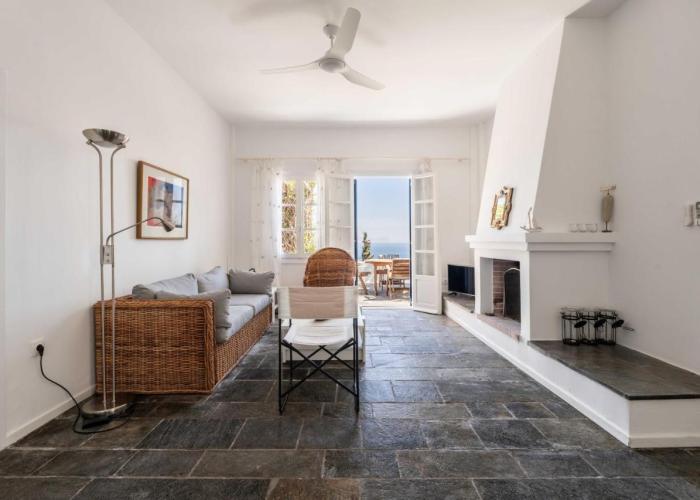 Island House in Spetses with Magic View