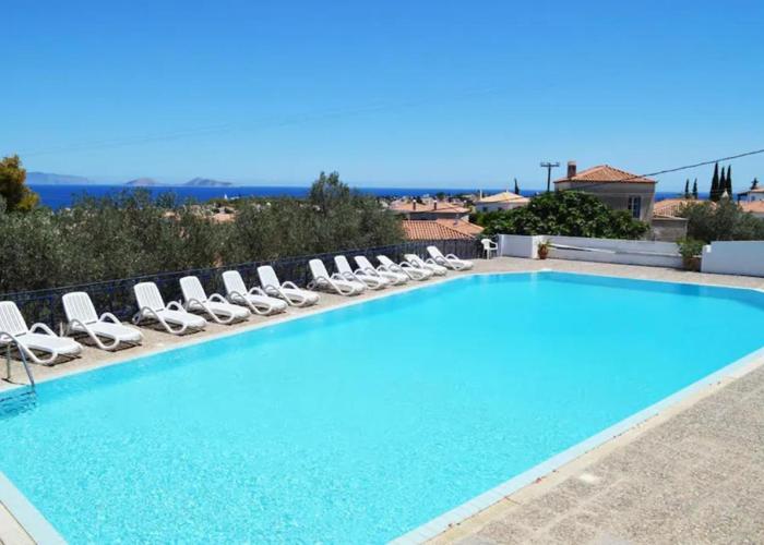 Island House in Spetses with Magic View