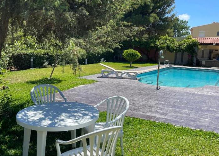 Villa de Luxe avec Vue sur Mer, Grand Jardin et Piscine Privée à Tabarka