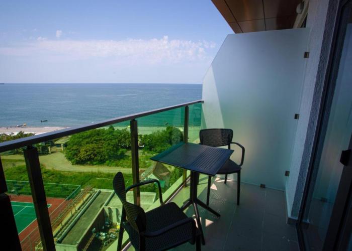 DreamSide Aparthotel