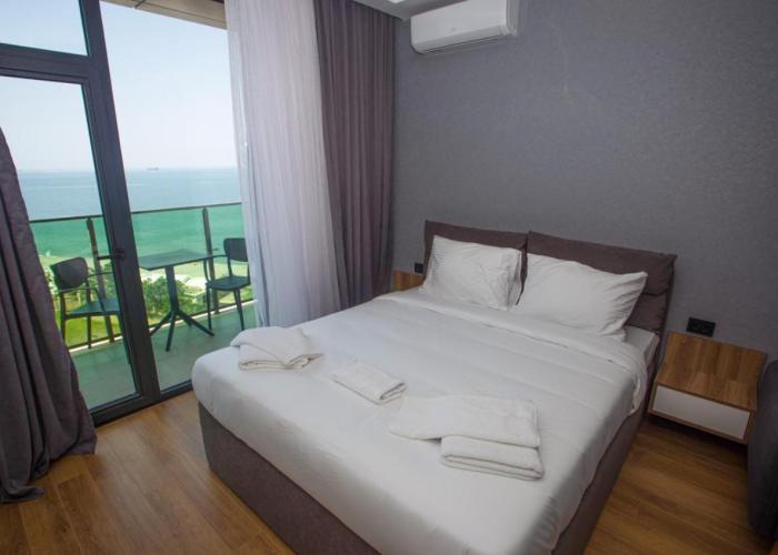 DreamSide Aparthotel