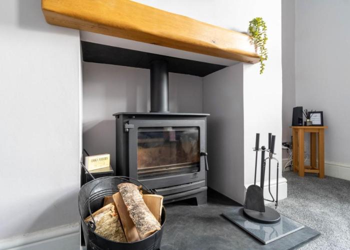 Cosy Green End Retreat