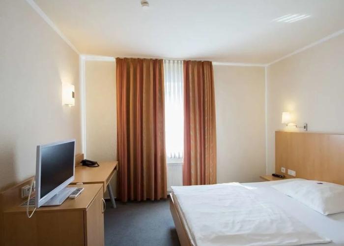 Hotel Manu