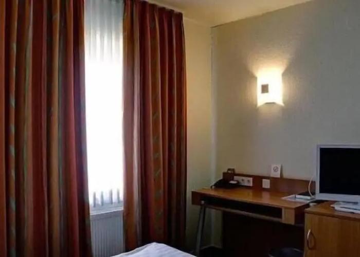Hotel Manu