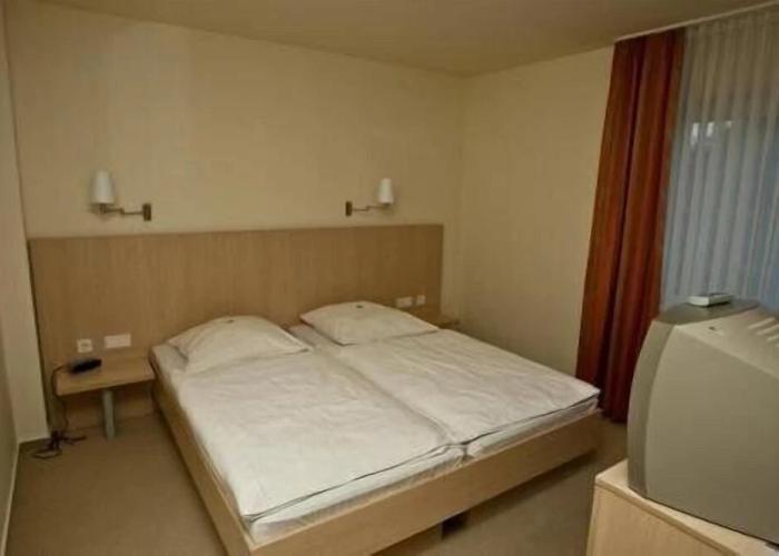 Hotel Manu