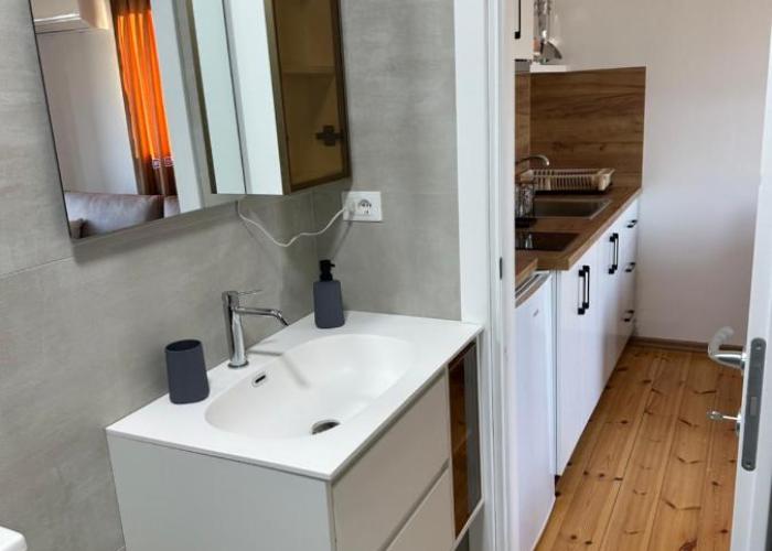 Lake Escape Villa Shirokë