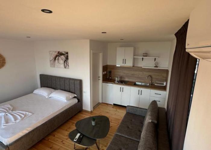 Lake Escape Villa Shirokë