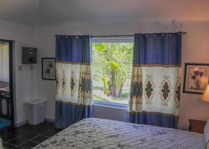 Seven Palms Villa