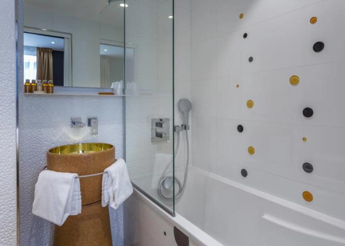Hotel Les Bulles de Paris