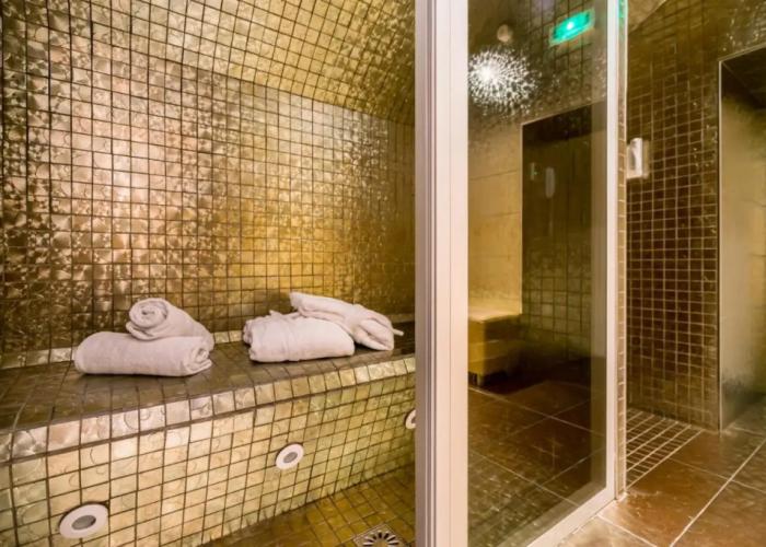Hotel Les Bulles de Paris
