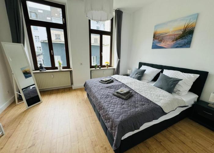Neu und modern - 2 Schlafzimmer - Arbeitsplatz - Nespresso