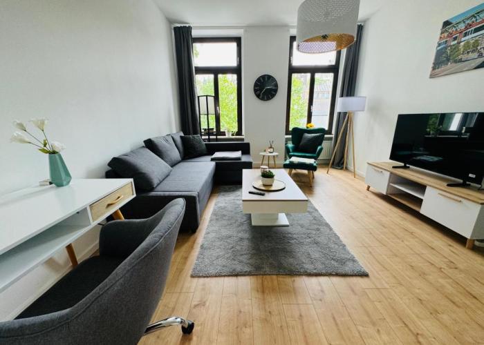 Neu und modern - 2 Schlafzimmer - Arbeitsplatz - Nespresso