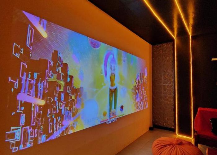 Watch Eat Movieroom