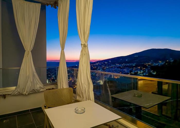 Sunset Shoreline Saranda - Sea View - Free Private Parking - Pool