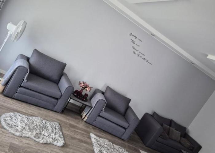 Modernt gästhus på 90 m2 för upp till 8 personer