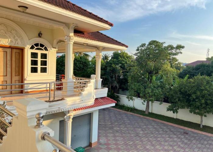 Lotus Blanc Homestay Villa