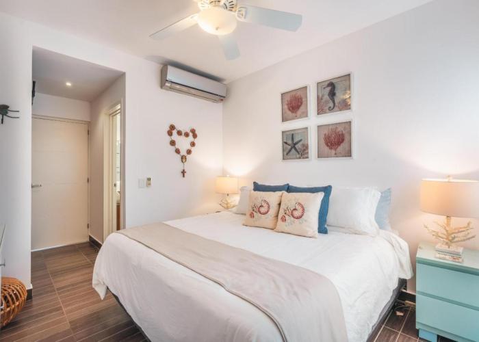 Unique gem penthouse in playa bonita