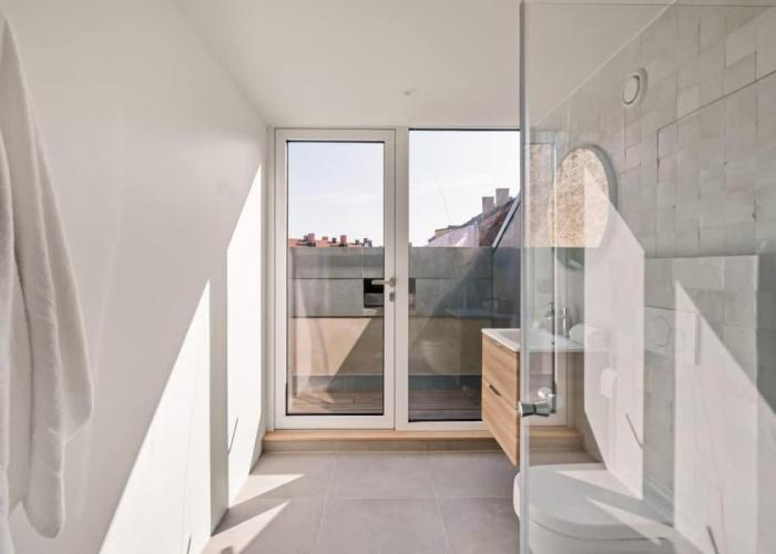 Dinbnb Apartments Grünerløkka I Penthouse with Private Rooftop I 2-Bedroom with Double Queen Room & 2 Bathrooms
