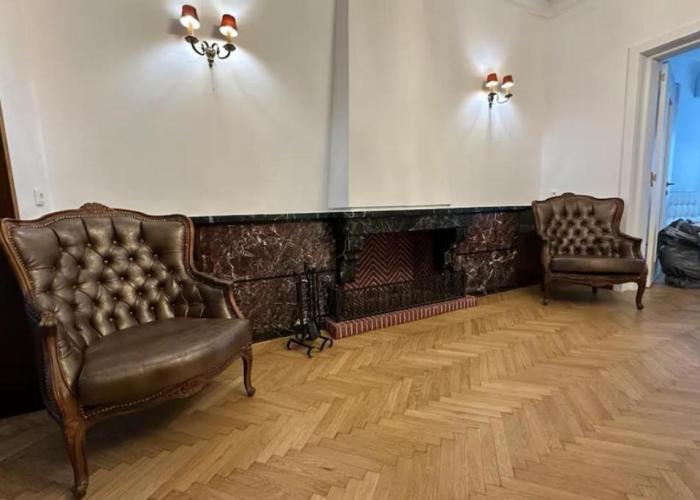 Apartament 86