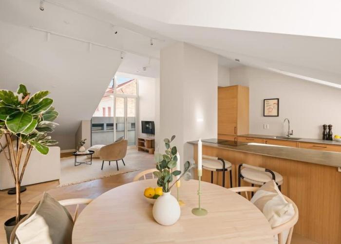 Dinbnb Apartments Grünerløkka I Penthouse with Private Rooftop I 2 Bedrooms & 2 Bathrooms