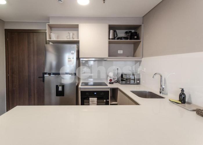 Dazzling Apt One Block From Shopping Del Sol