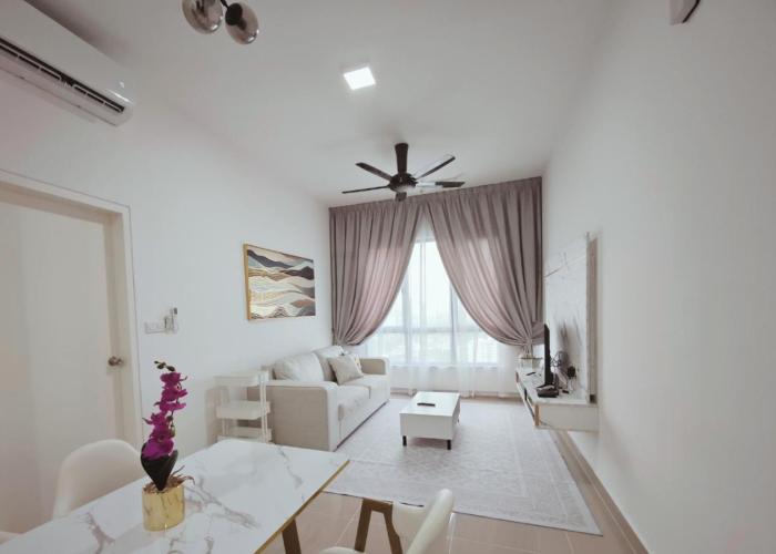 Reyhan Retreat, MKH Boulevard 2