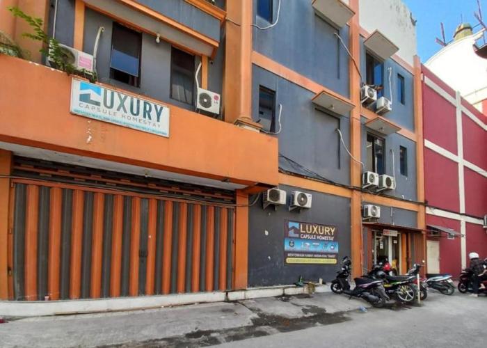 RedDoorz at Luxury Homestay near Kantor Regional II BKN Surabaya