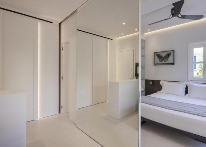Modern studio in the heart of Old Port in Spetses