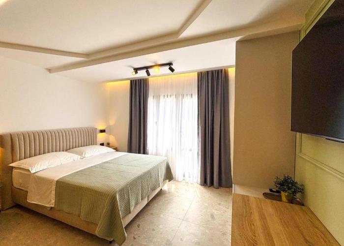 MARTHINIS Luxury Suites