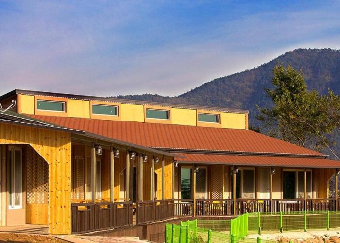 Suncheon Bay Wind Hill House